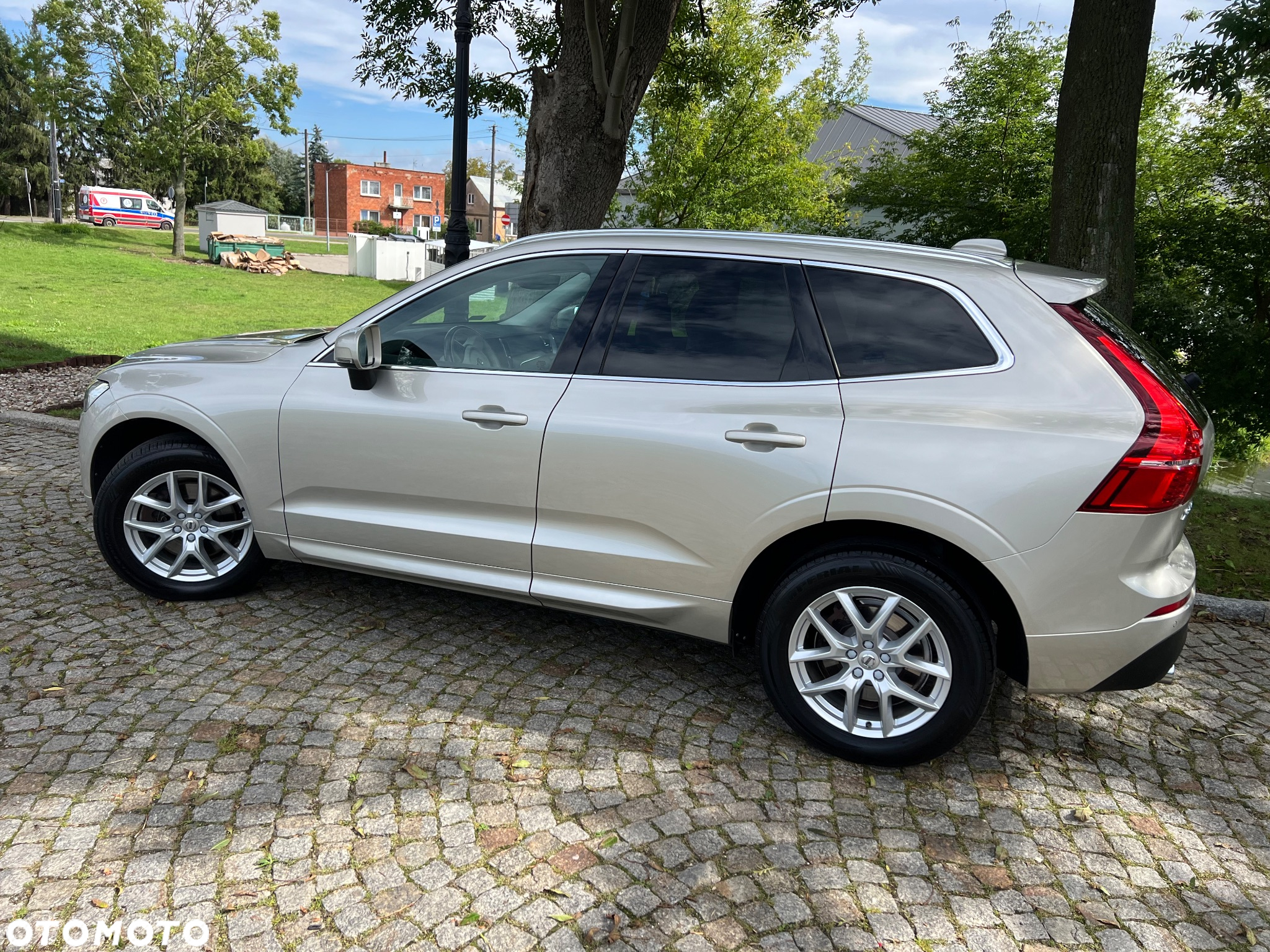 Volvo XC 60 D4 AWD Geartronic Momentum - 14
