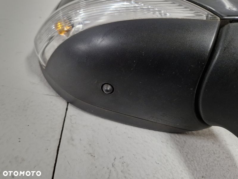renault captur 1 i lusterko drzwi prawe 9 pin - 3
