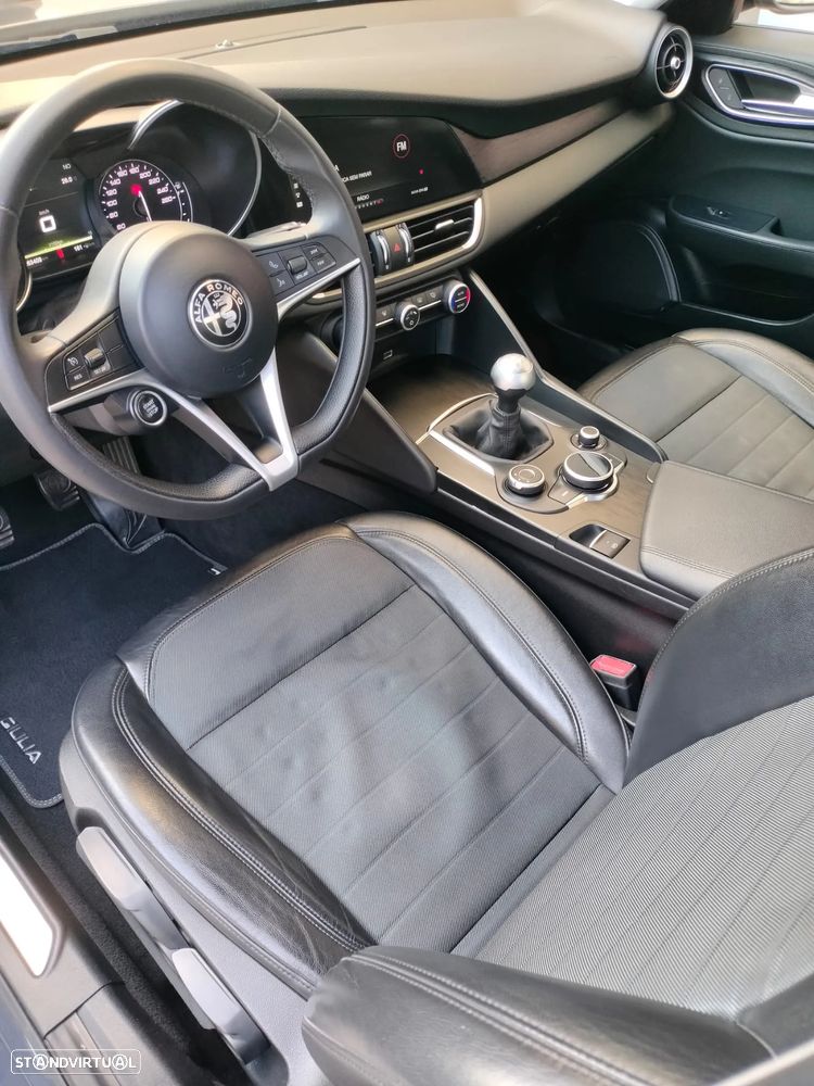 Alfa Romeo Giulia 2.2 D Super - 15