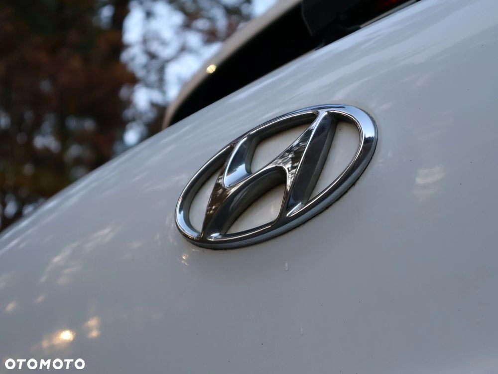 Hyundai Tucson 1.7 CRDI BlueDrive Comfort 2WD - 19