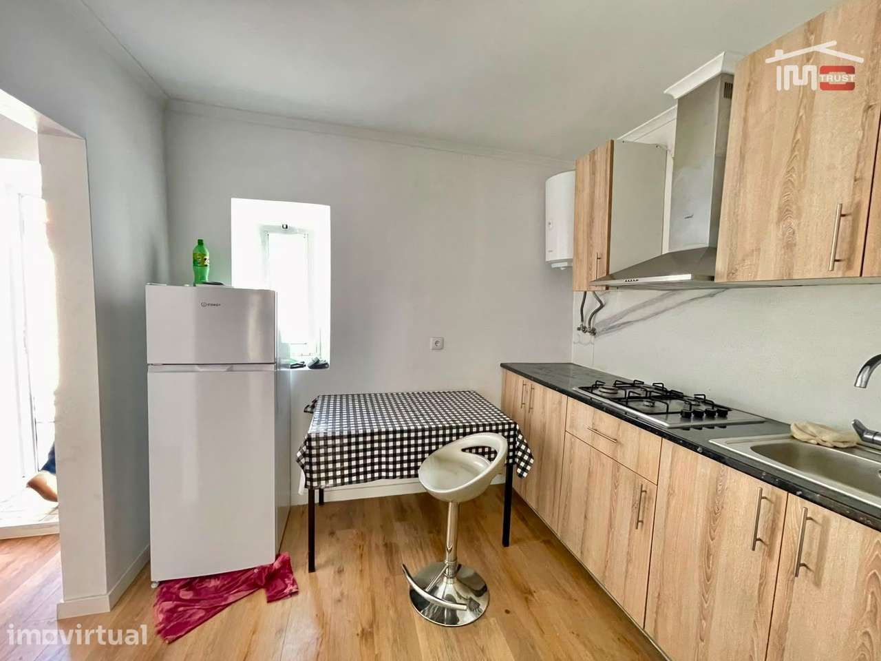 T2 Renovado para Arrendamento no Montijo | Cozinha Equipada | 1.000... - Grande imagem: 3/25