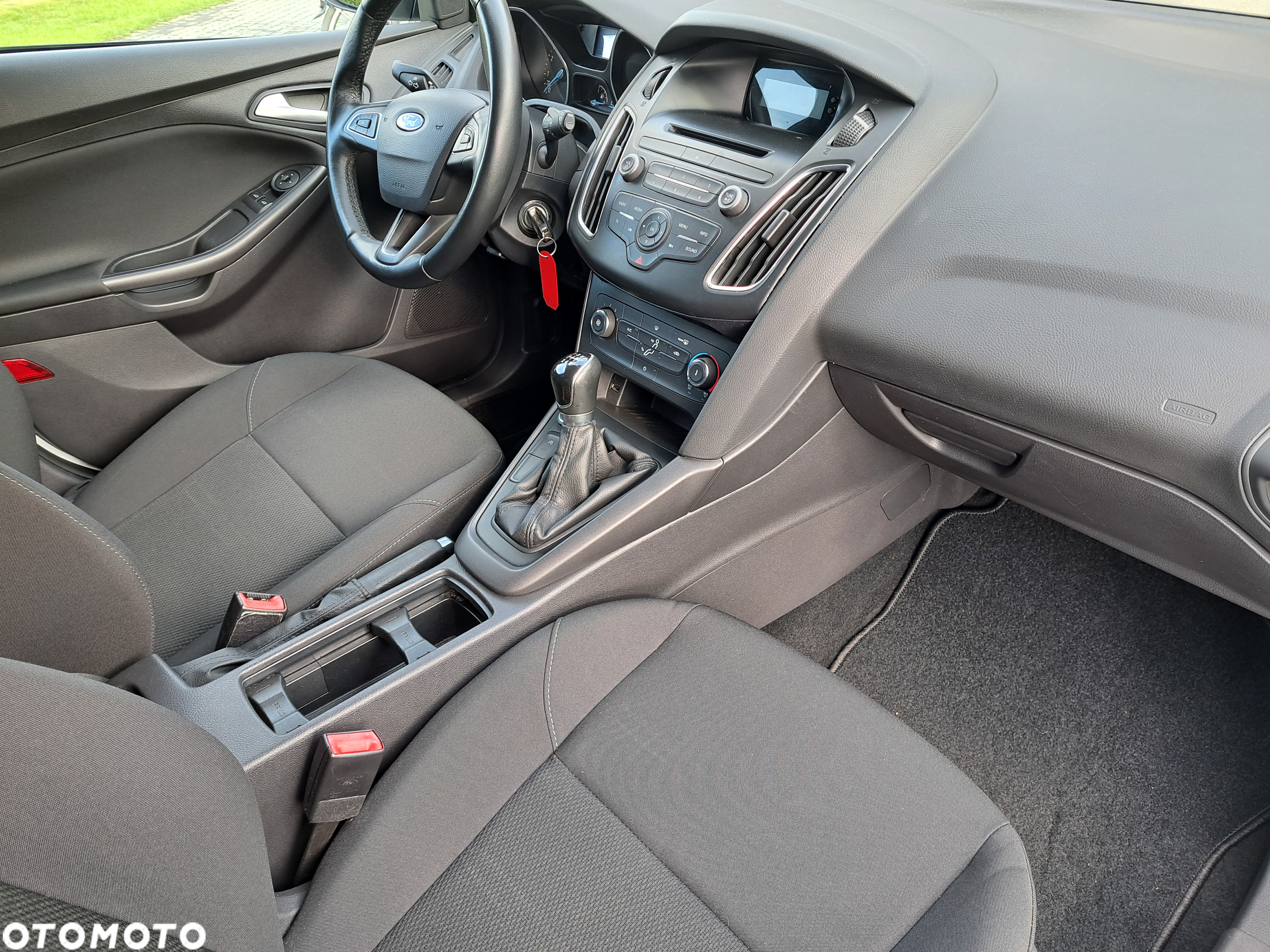 Ford Focus 1.0 EcoBoost Trend - 10