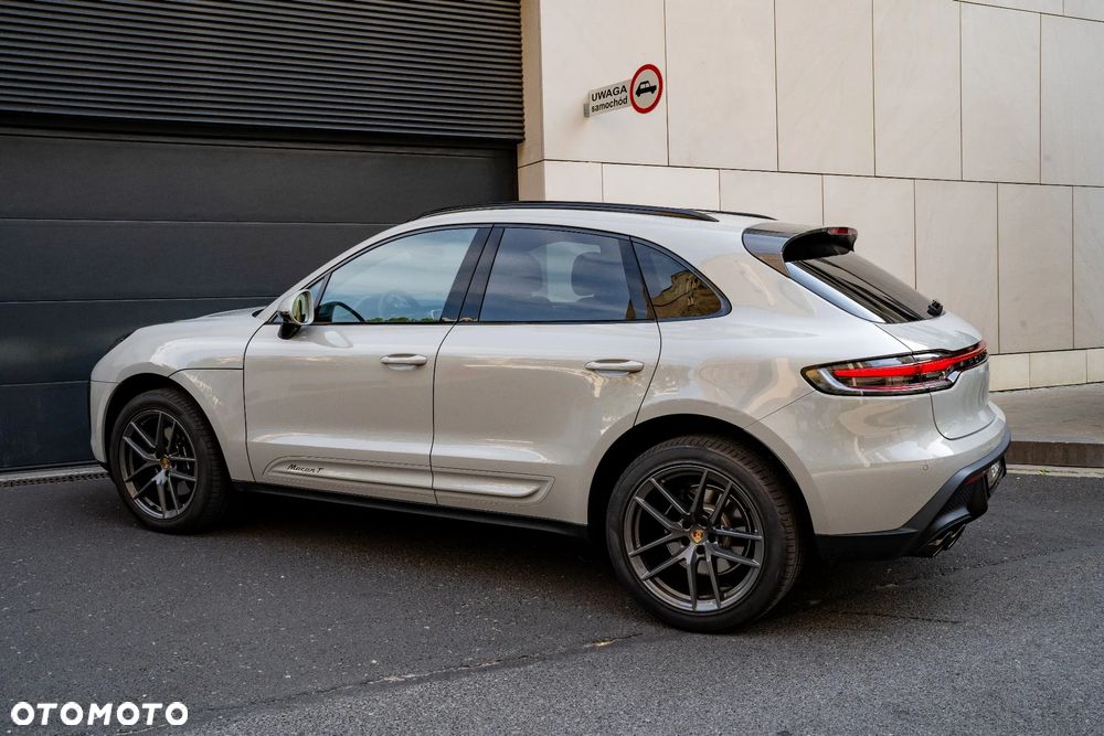 Porsche Macan T - 16