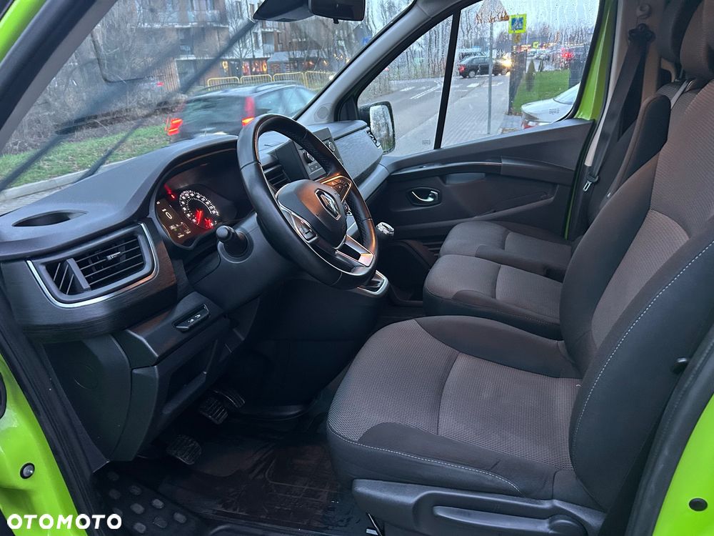 Renault Trafic 2.0 dCi - 8