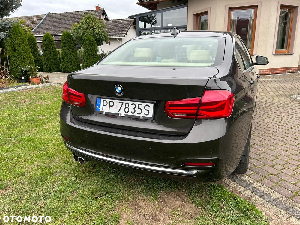 BMW Seria 3 320d Edition Luxury Line Purity - 8