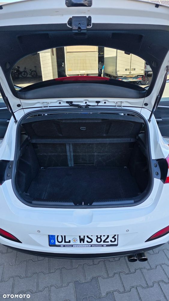 Hyundai i30 1.6 GDI Style - 20