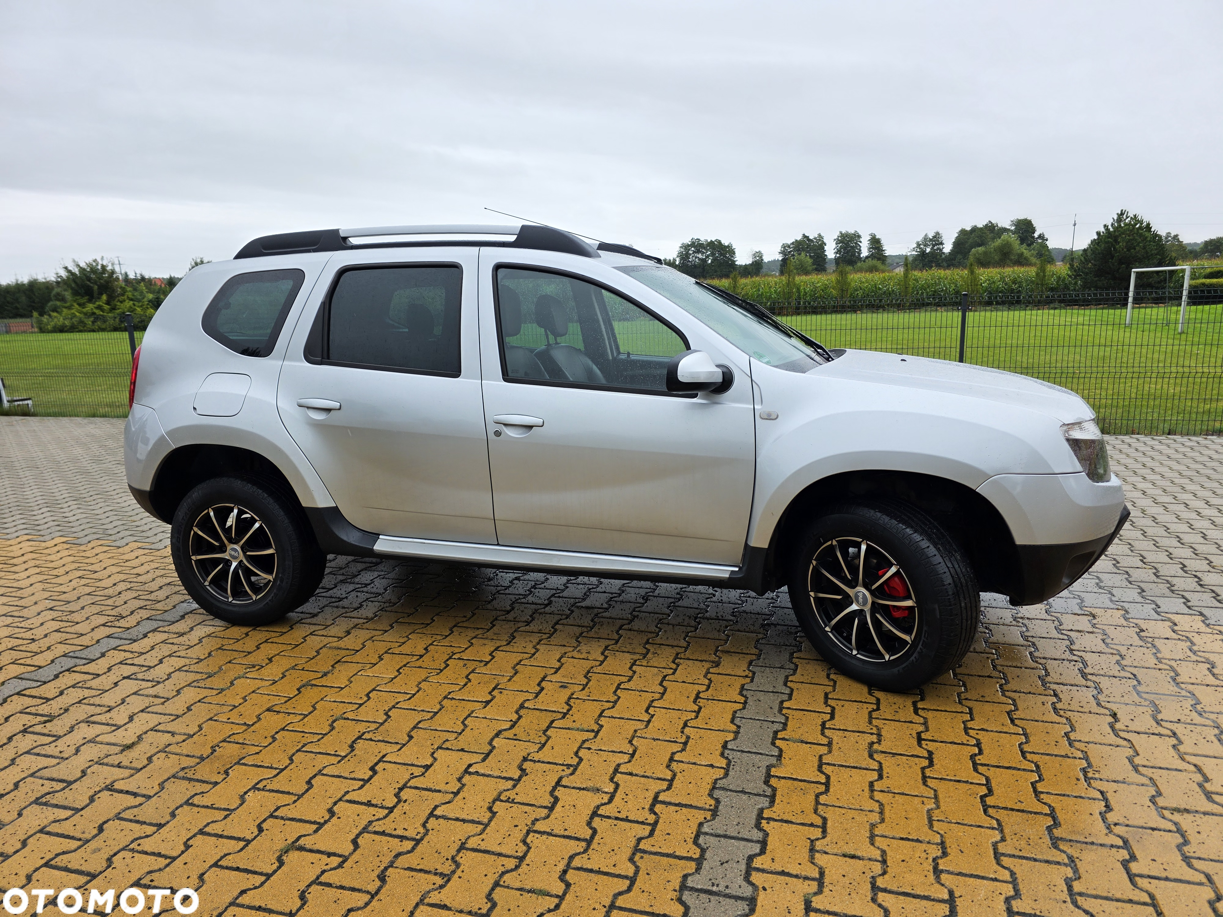Dacia Duster 1.6 SCe Ambiance S&S - 4