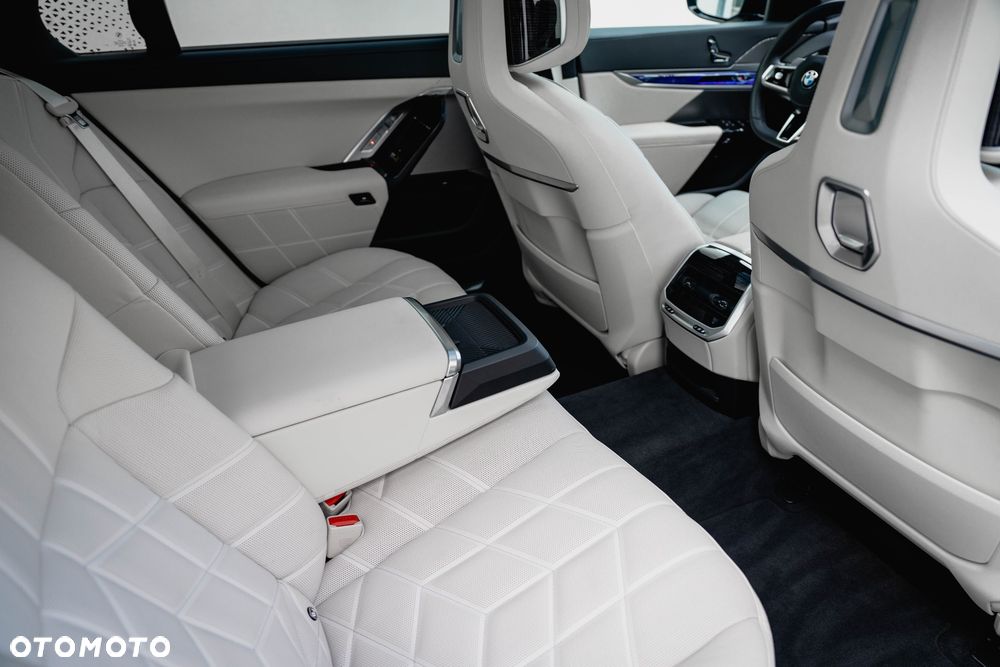 BMW Seria 7 740d xDrive mHEV M Sport sport - 25