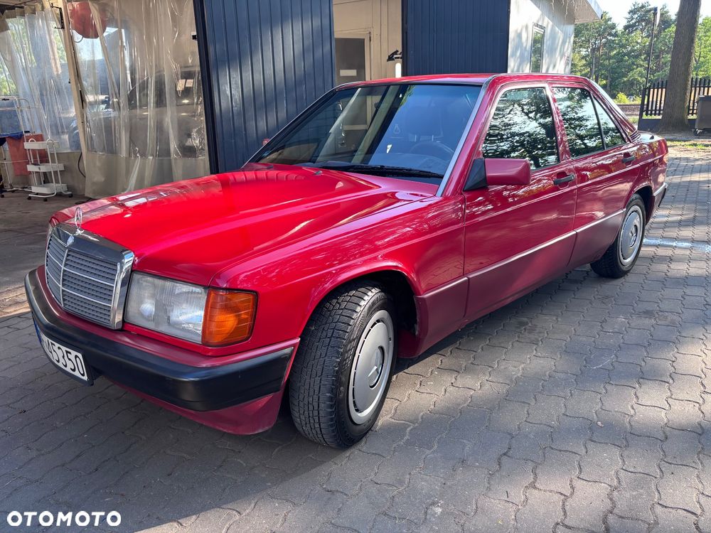 Mercedes-Benz W201 (190) - 6