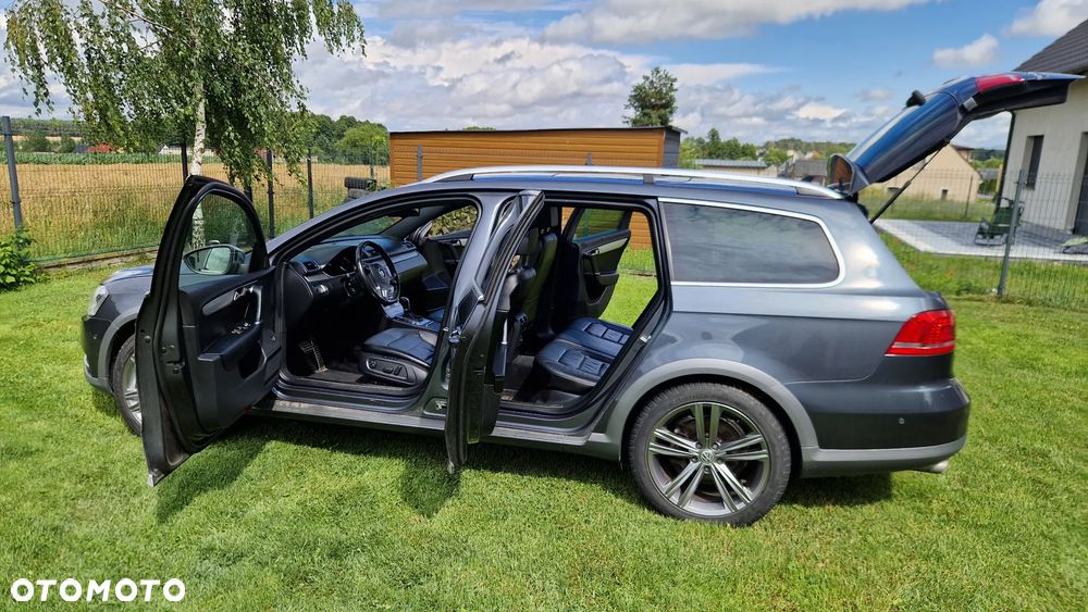 Volkswagen Passat 2.0 TDI 4Motion DSG BlueMotion Tech Highline - 19