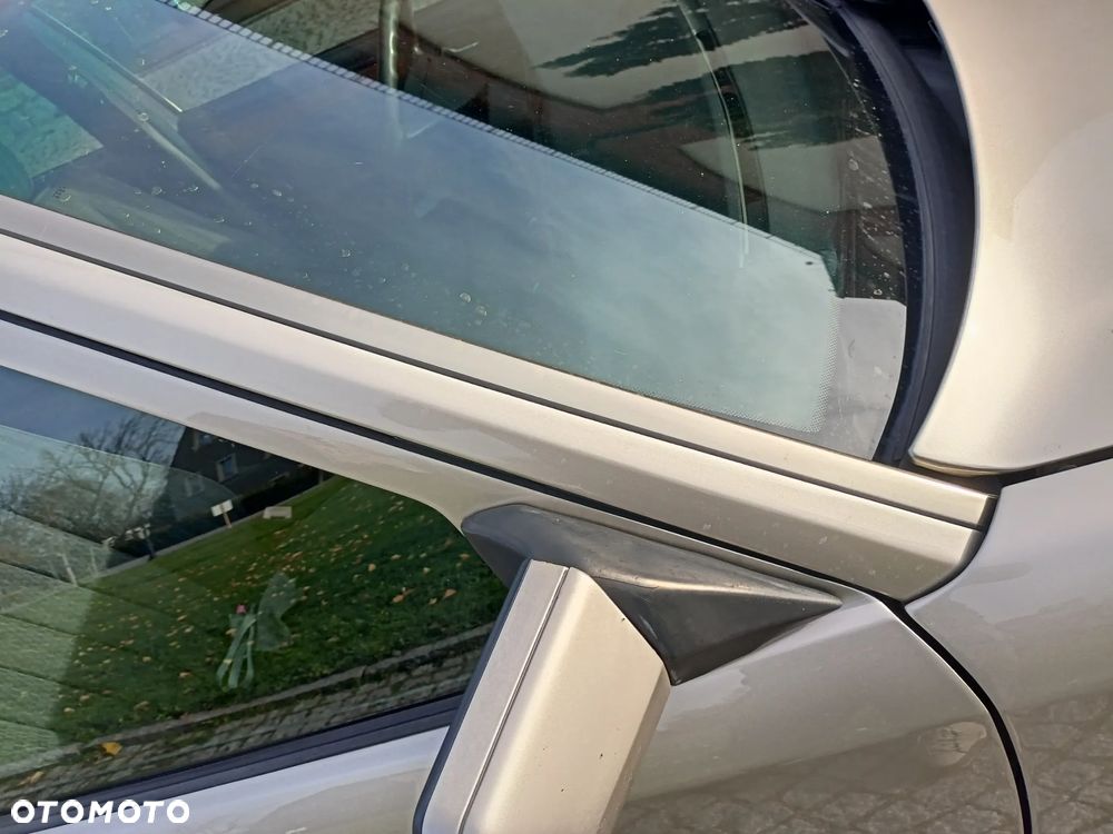 Mercedes-Benz W124 (1984-1993) - 27