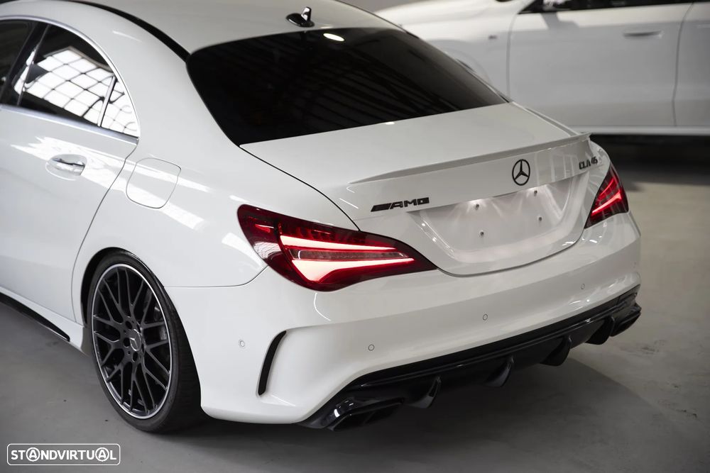 Mercedes-Benz CLA 45 AMG 4Matic Speedshift DCT 7G Night Edition - 16