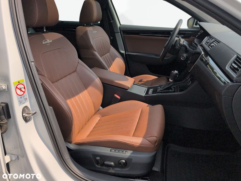 Skoda Superb 2.0 TDI SCR L&K DSG - 16