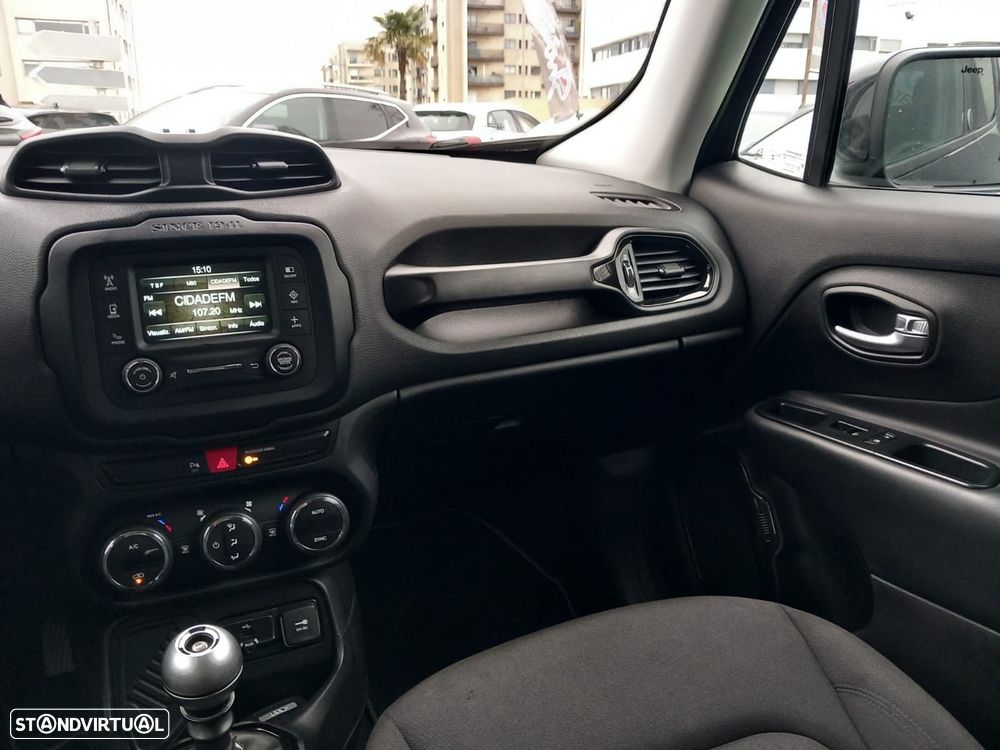 Jeep Renegade 1.6 MJD Night Eagle - 14