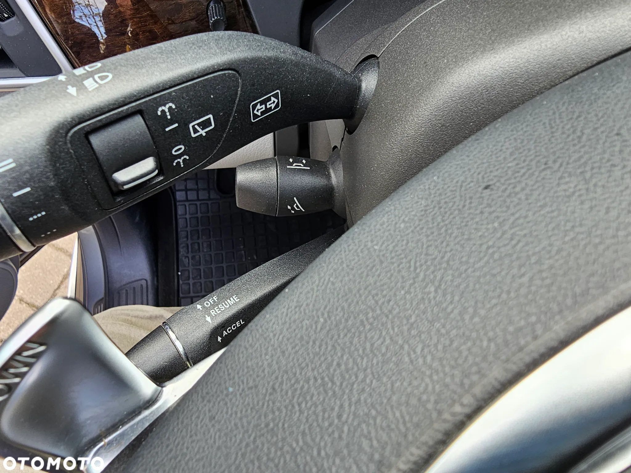 Mercedes-Benz ML - 33