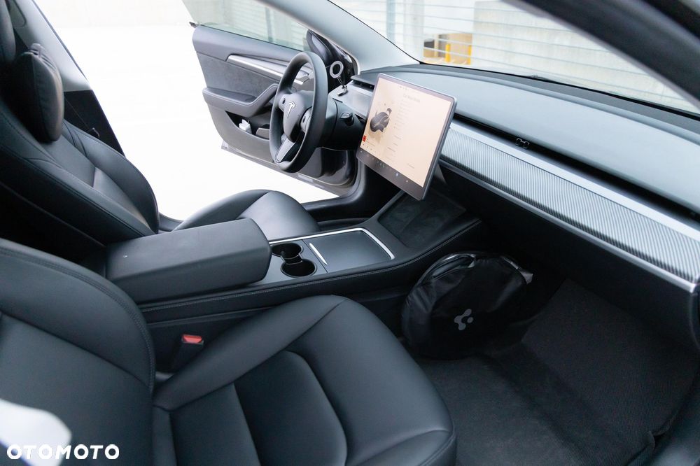 Tesla Model 3 Langstreckenbatterie Allradantrieb Dual Motor - 14