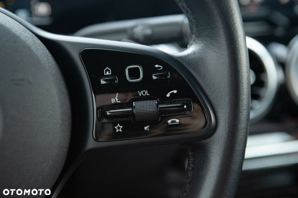 Mercedes-Benz GLB 180 Progressive 7G-DCT - 22