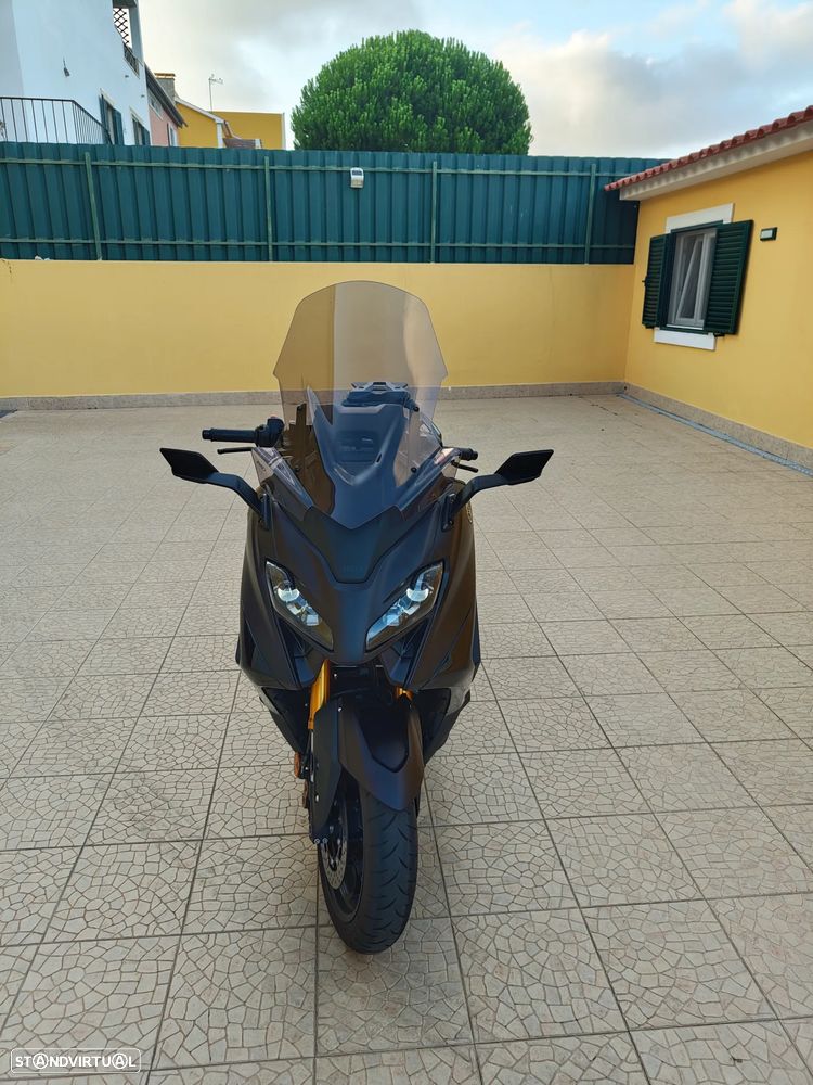 Yamaha TMAX Tech Max - Dark Magma - 4