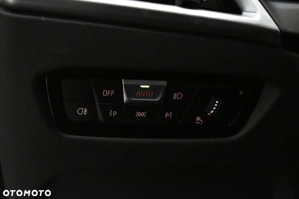 BMW Seria 3 - 13