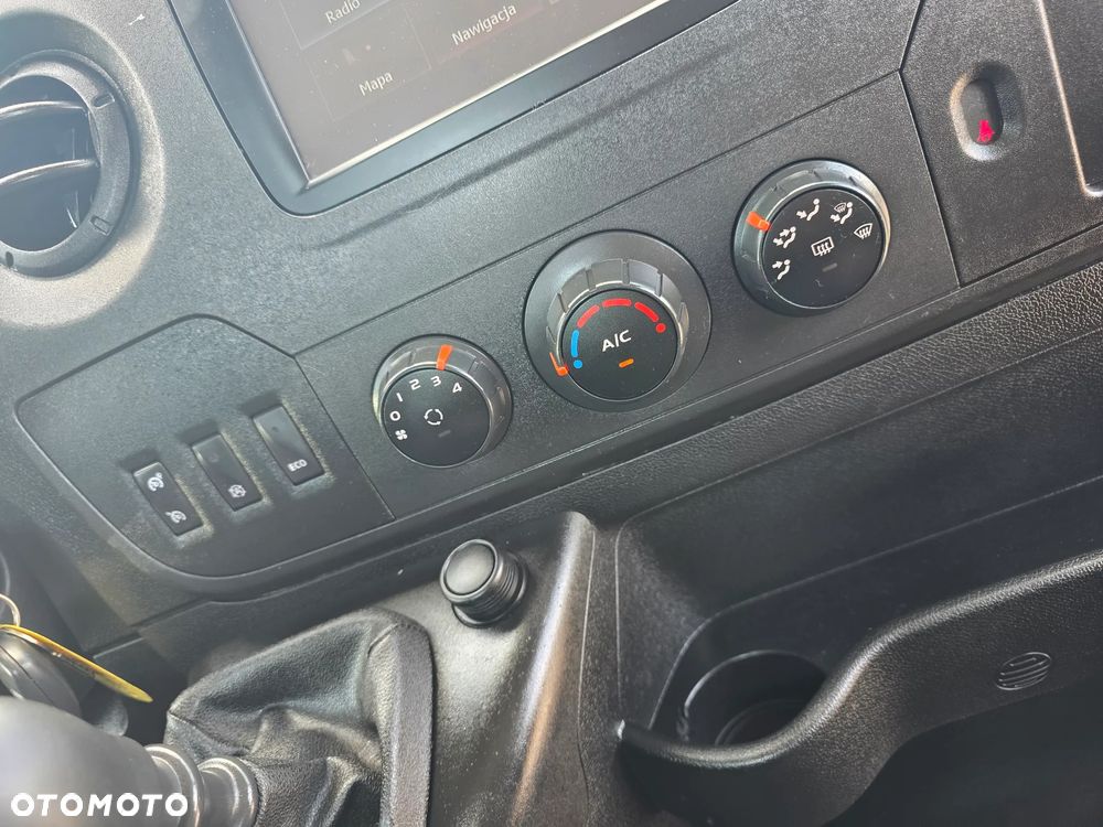 Renault MASTER 2,3 DCI 165 KONNA SKRZYNIA 4,5M BLIŻNIAKI DO 3,5T 144T/KM PRZEBIEGU KLIMA ROZSTAW OSI 4,3M GWARANCJA - 25