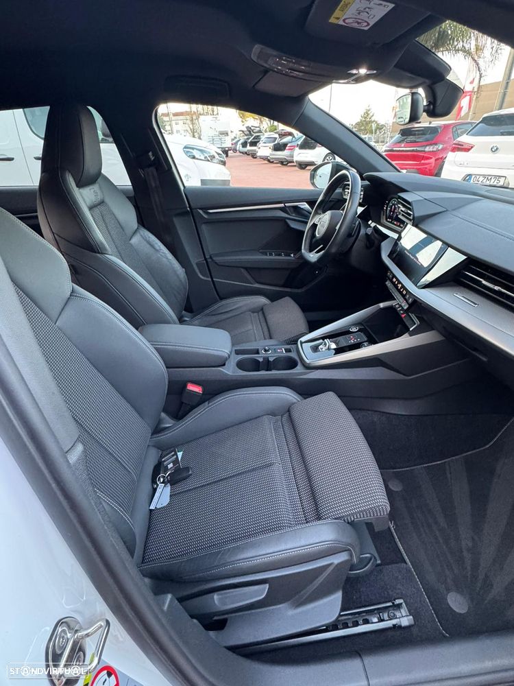 Audi A3 Sportback 45 TFSIe S tronic S line - 35