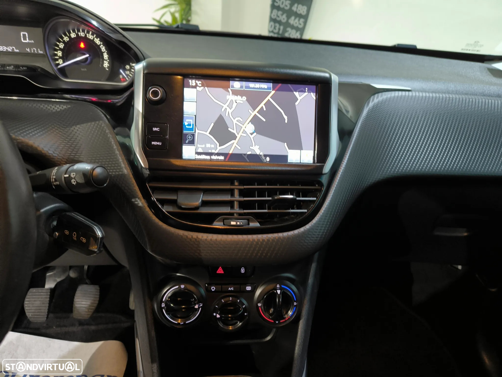 Peugeot 2008 1.2 PureTech Style - 13