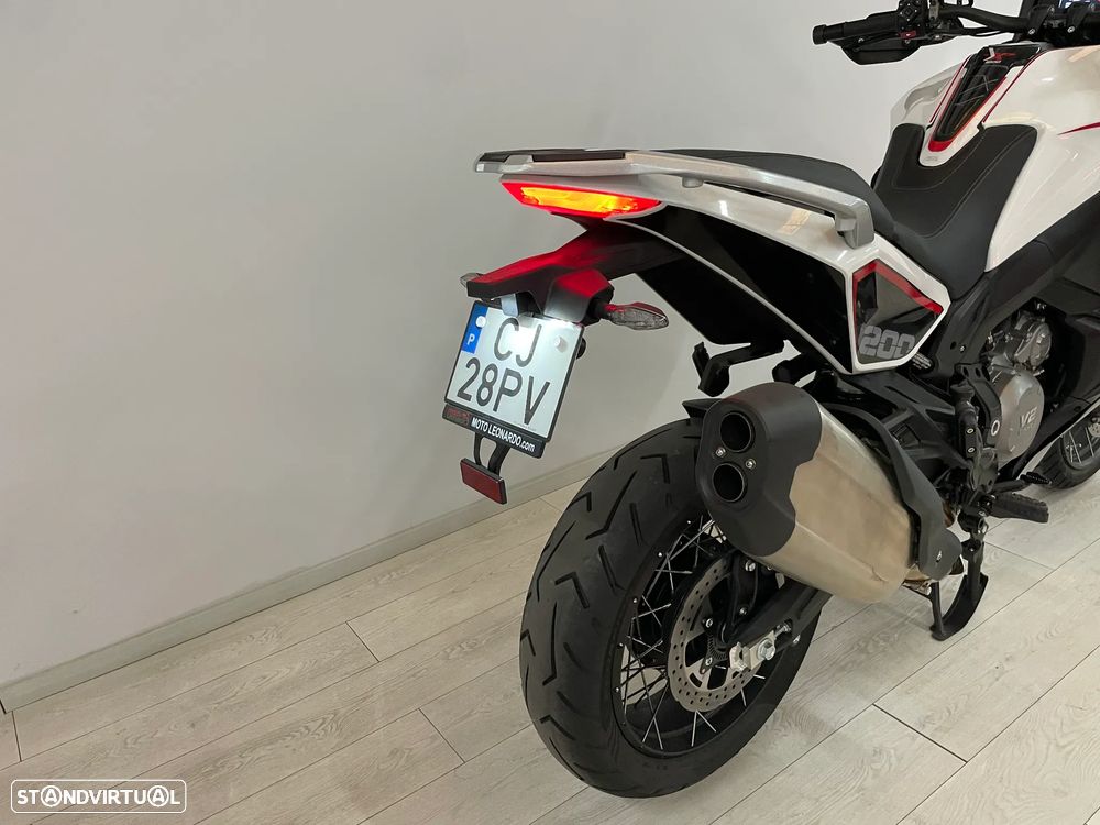 Moto Morini X-Cape - 8