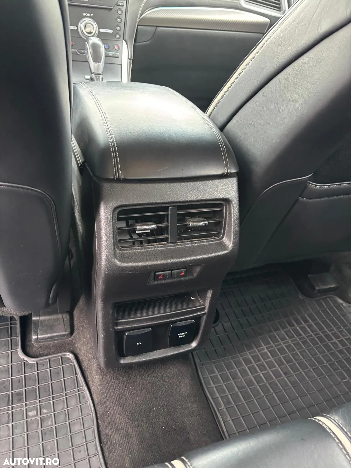 Ford Edge 2.0 TDCi Powershift Vignale - 4
