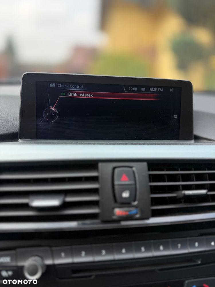 BMW Seria 3 - 26