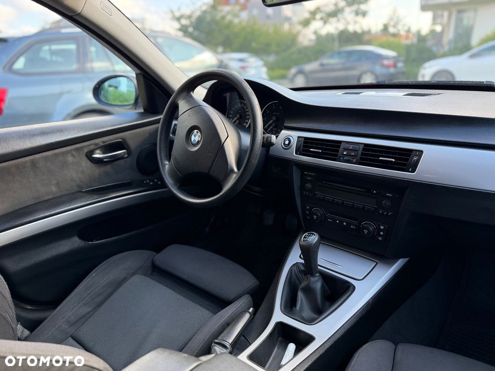 BMW Seria 3 - 11