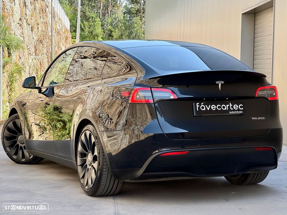 Tesla Model Y Performance Dual Motor AWD - 21