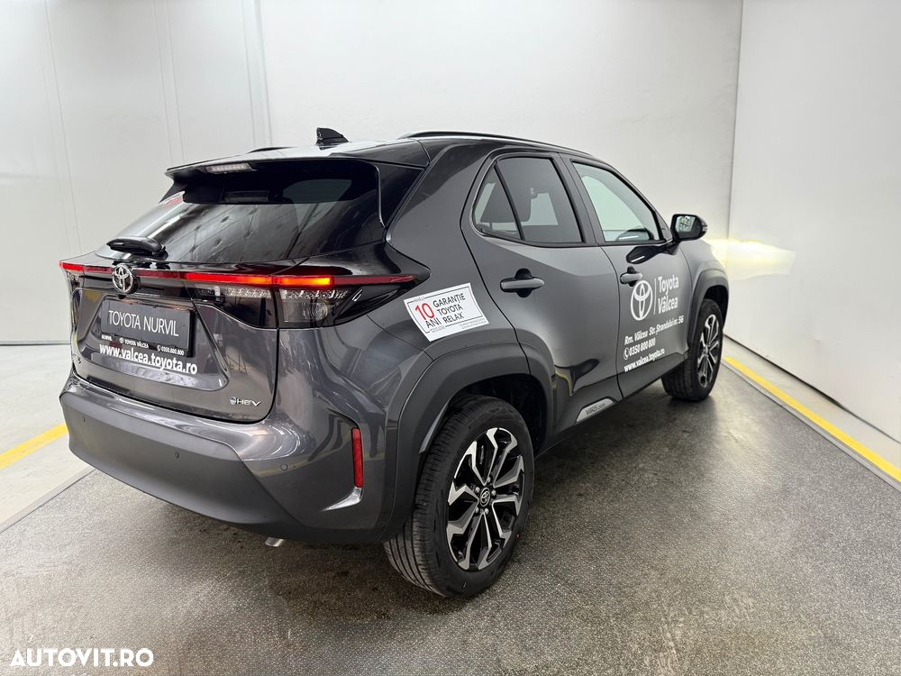 Toyota Yaris Cross 1.5 VVT-i HSD 116 4x2 HEV Dynamic - 4