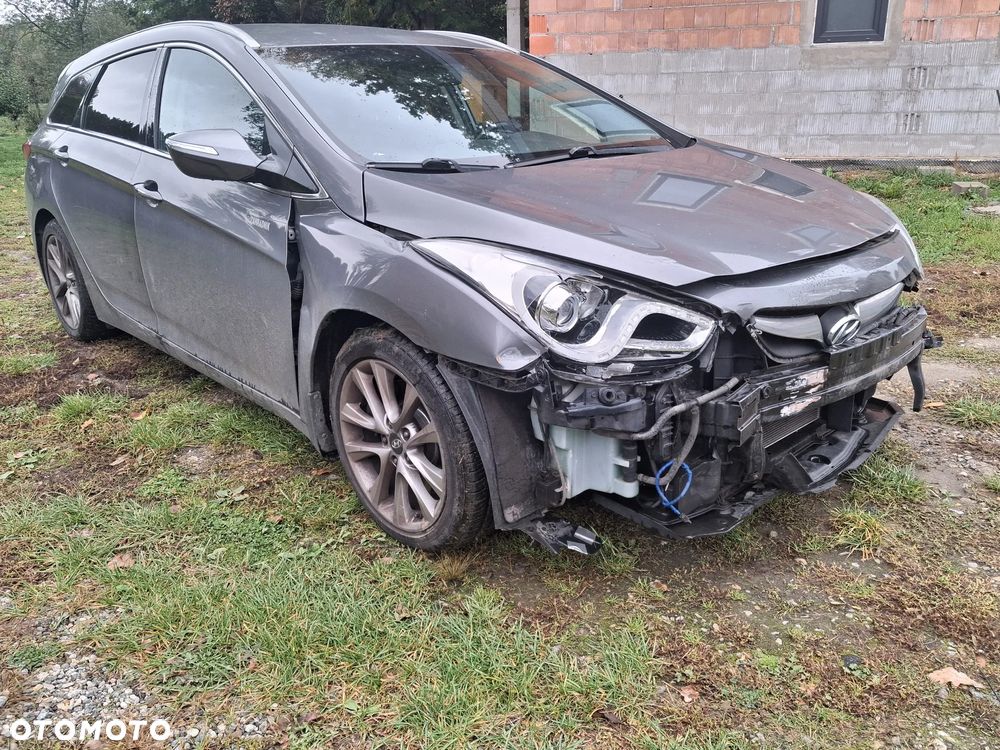 Hyundai i40 i40cw 1.7 CRDi Automatik Premium - 4
