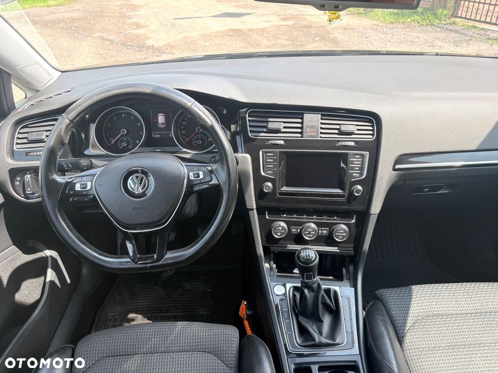 Volkswagen Golf - 7