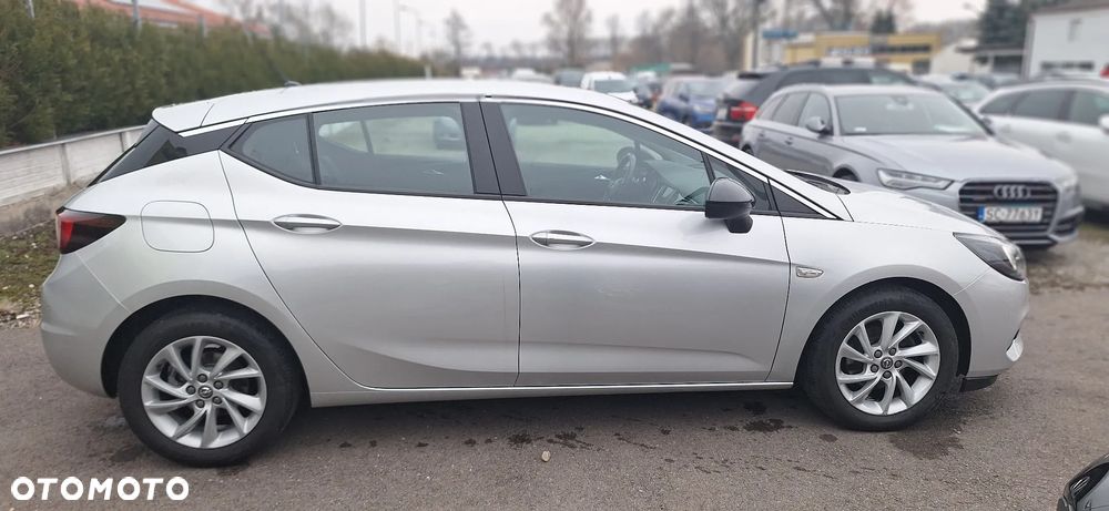 Opel Astra 1.2 T Elegance S&S - 4
