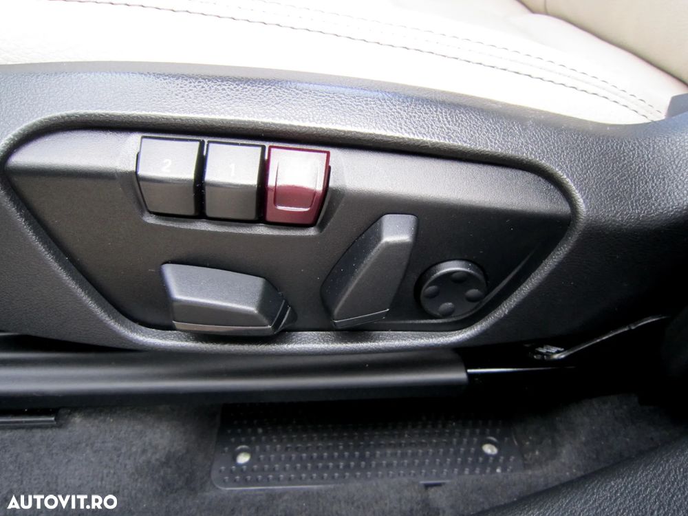 BMW X1 xDrive20i Aut. xLine - 8