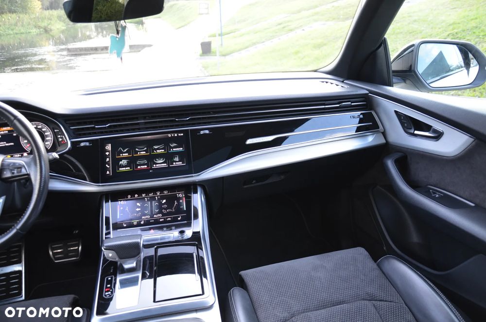 Audi Q8 - 33