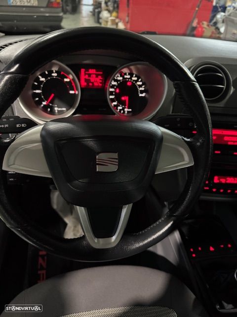 SEAT Ibiza 1.9 TDi Stylance DPF - 12