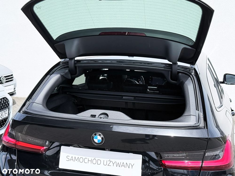 BMW Seria 3 320d xDrive M Sport - 15