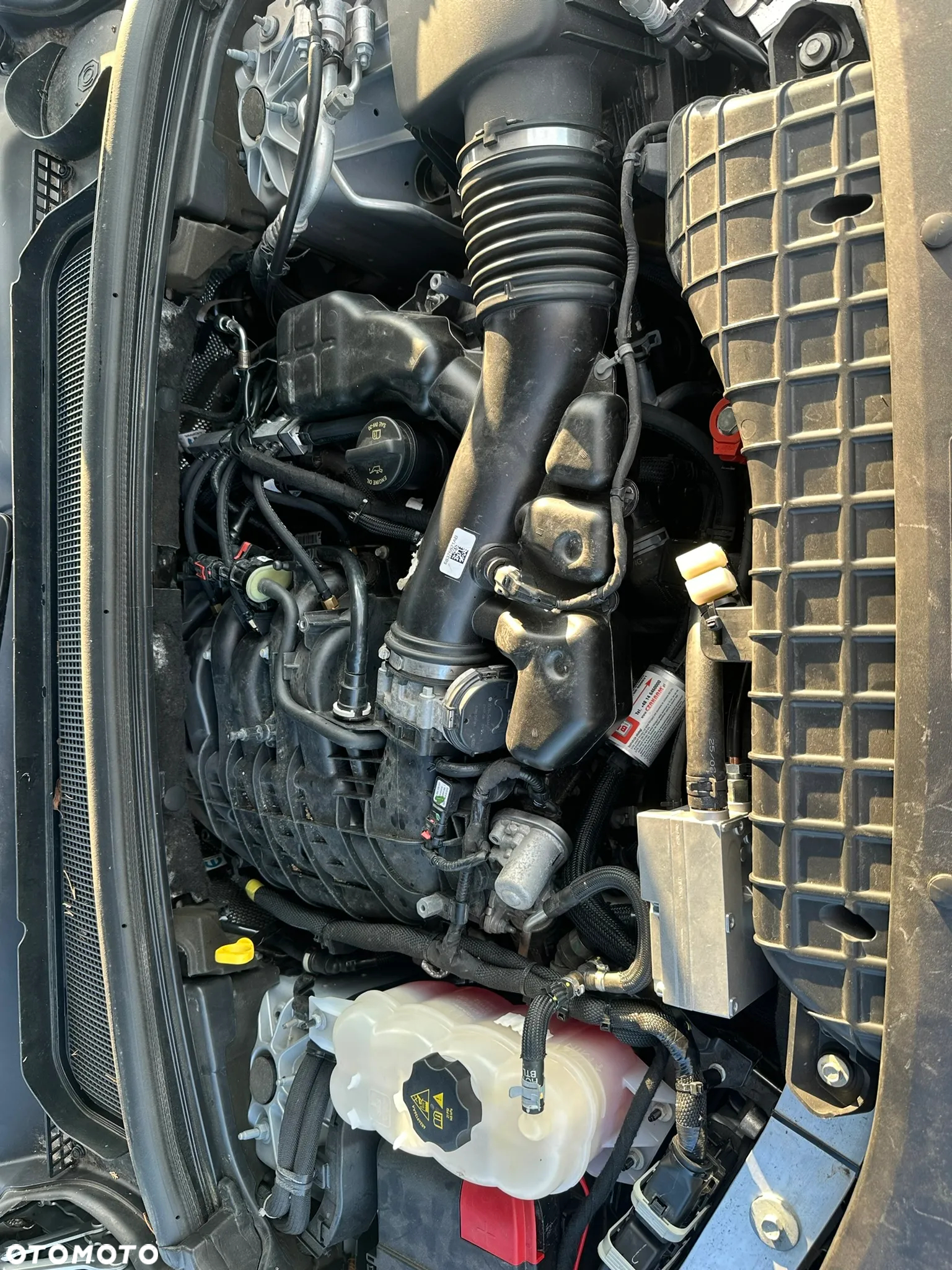 Jeep Grand Cherokee - 22