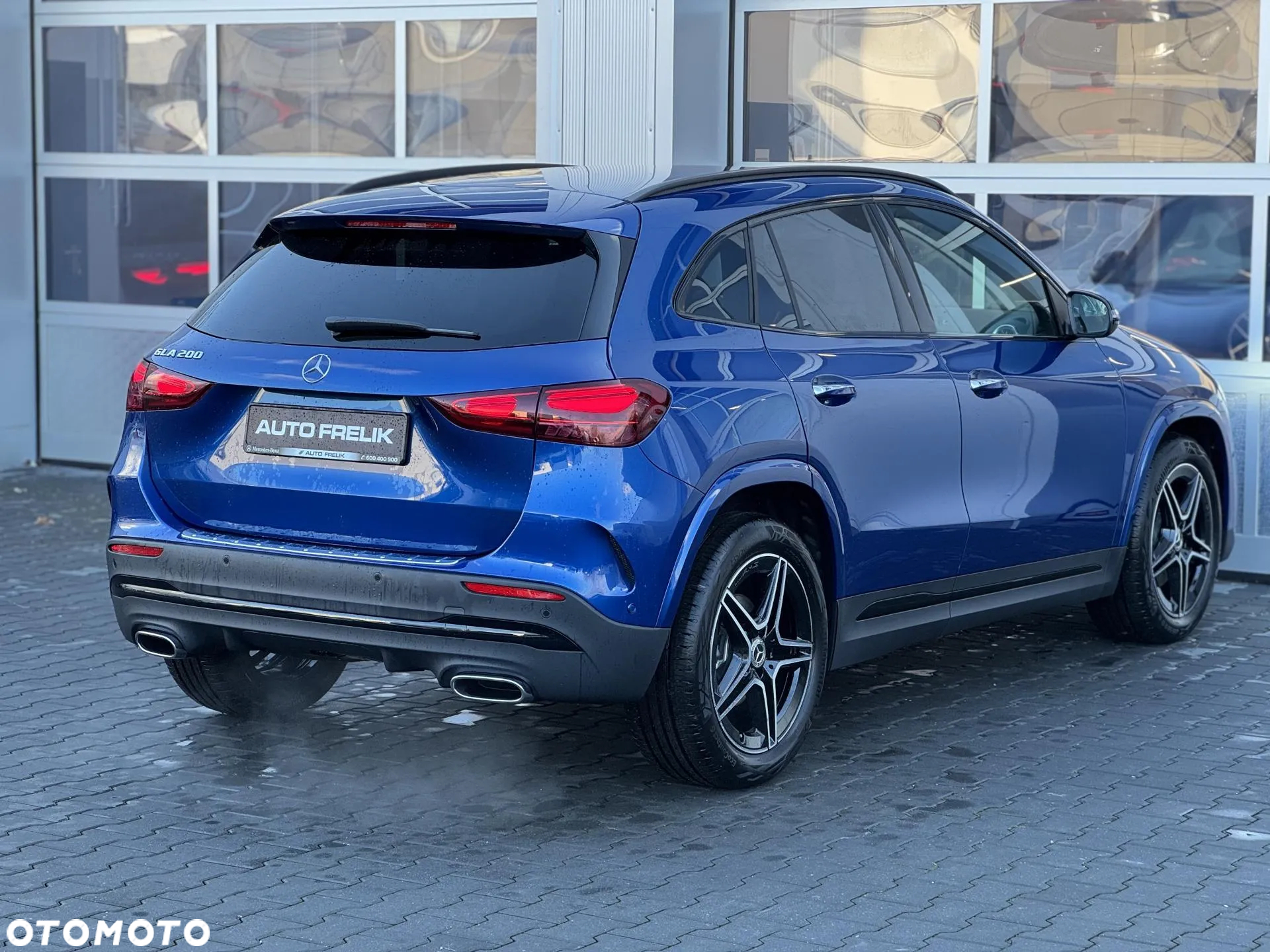 Mercedes-Benz GLA 200 AMG Line - 9