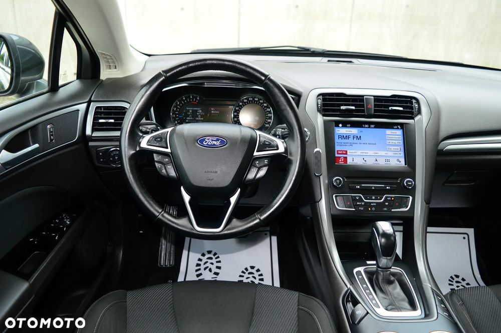 Ford Mondeo Turnier 2.0 TDCi Start-Stopp PowerShift-Aut Titanium - 14