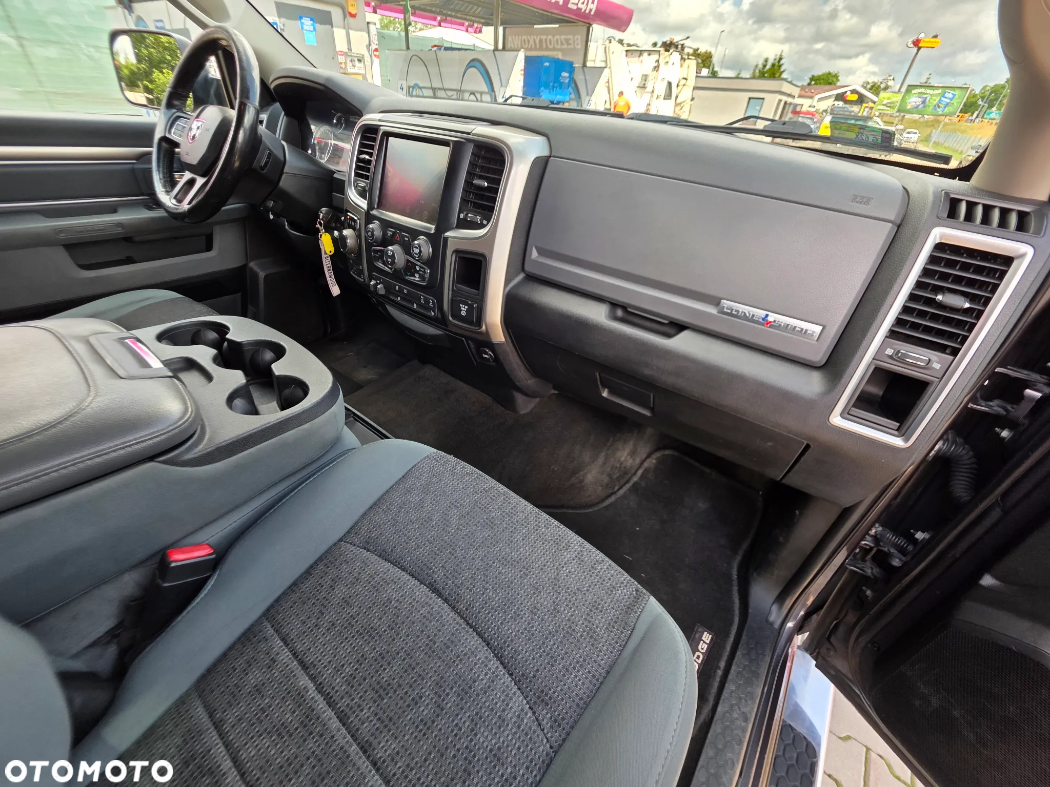 RAM 1500 - 11