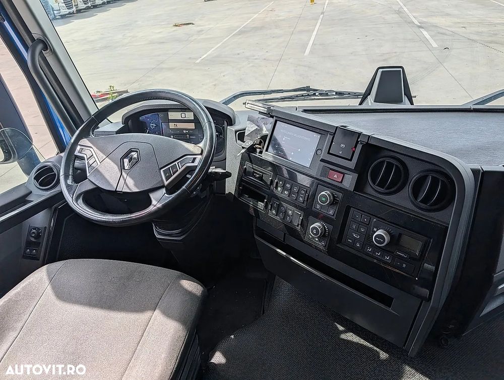 Renault T 440 - 8