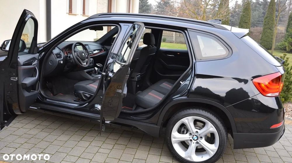 BMW X1 sDrive18d Sport Line - 11