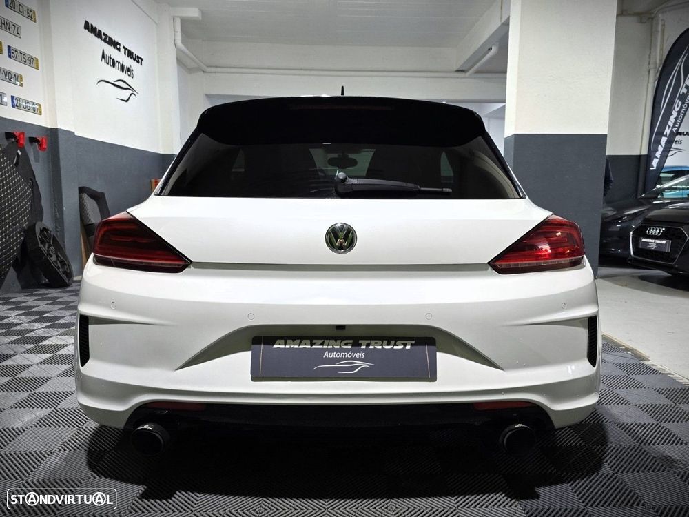VW Scirocco 2.0 TSI BlueMotion DSG - 5
