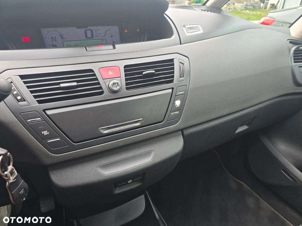 Citroën C4 Picasso - 19