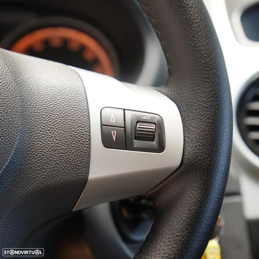 Opel Corsa 1.2 Enjoy Easytronic - 18