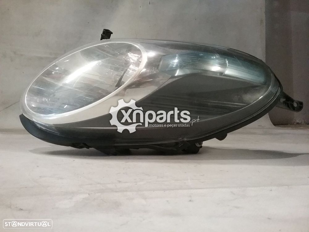 Farol Frente Esq NISSAN MICRA  III 2002 - 2010 Usado - 1