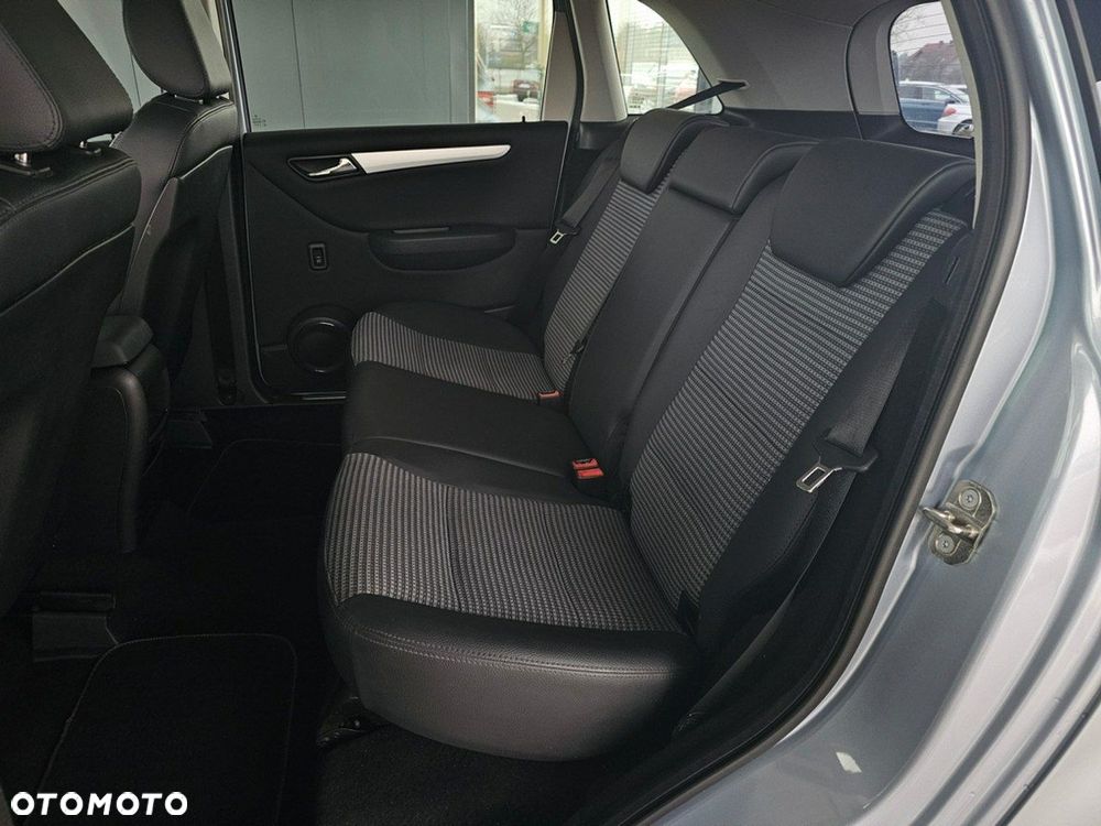 Mercedes-Benz Klasa B - 22